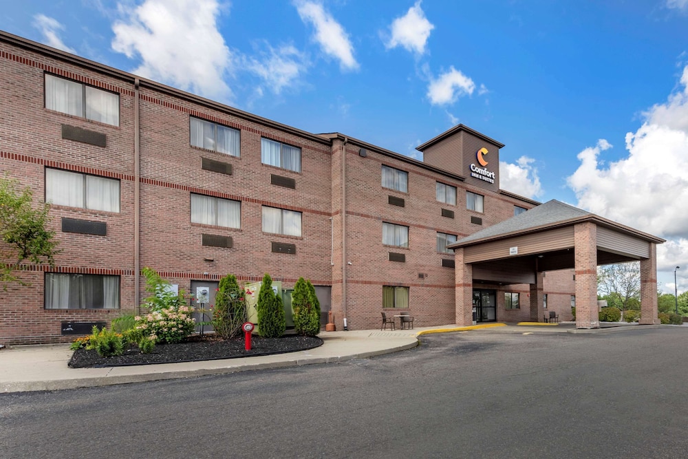 comfort inn and suites streetsboro kent