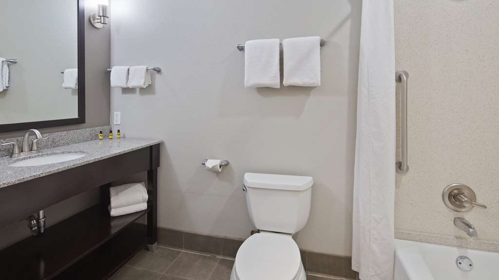 best western plus austin airport inn and suites