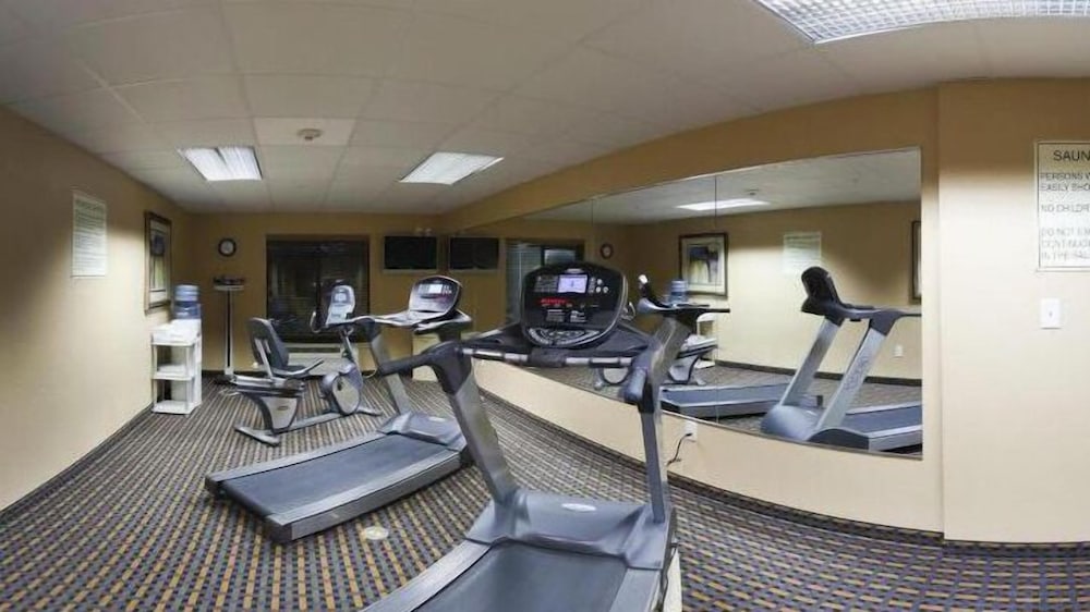 holiday inn express hotel and suites suffolk by ihg