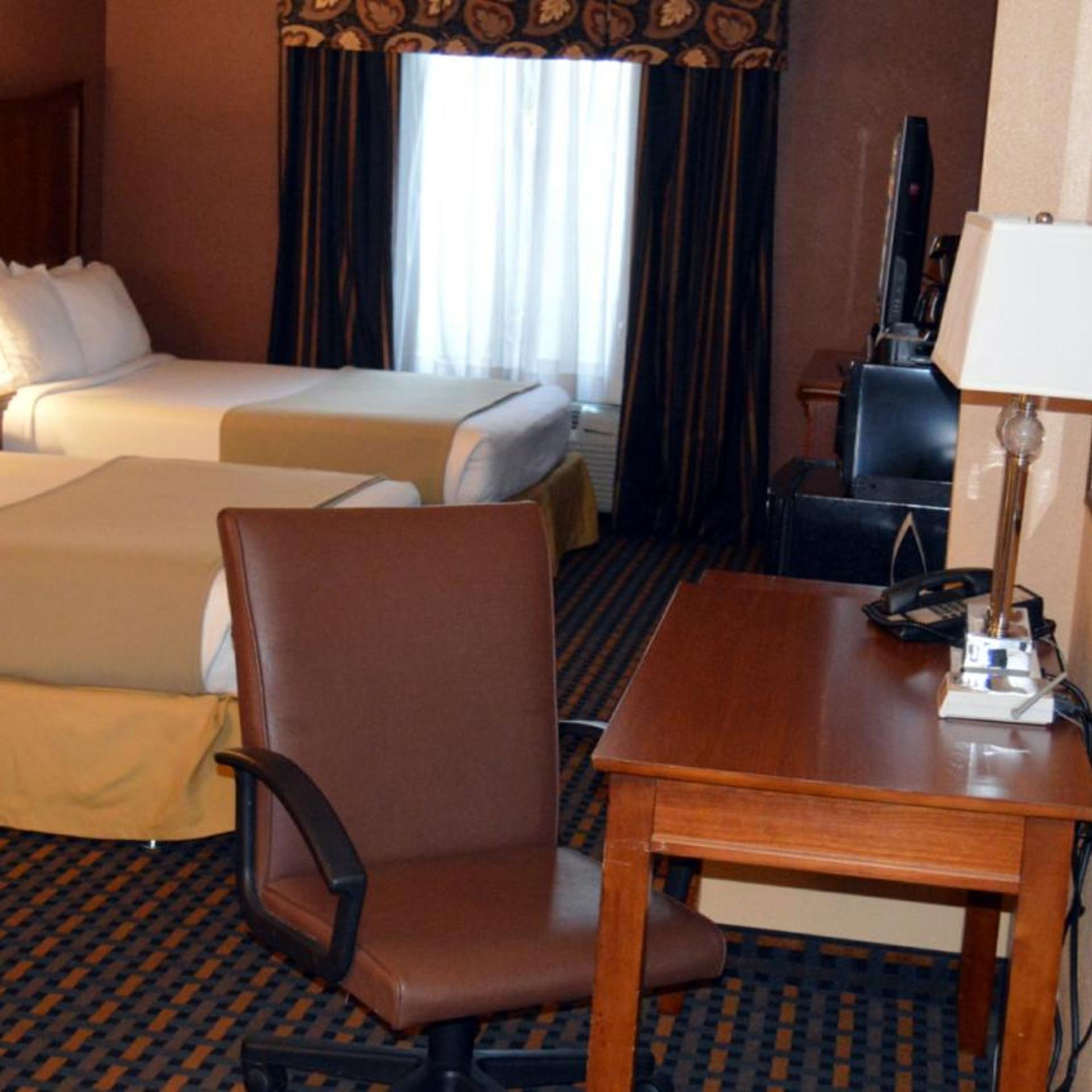 holiday inn express hotel and suites suffolk by ihg