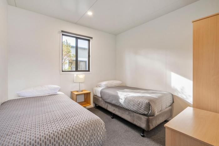 swansea beach chalets