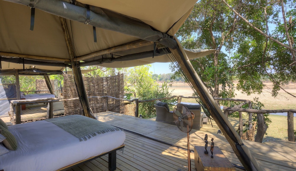 south luangwa national park