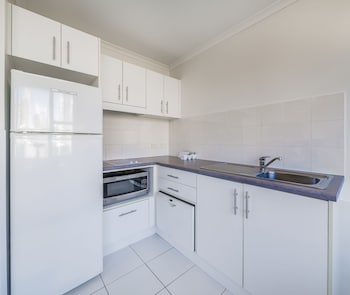 oaks sydney hyde park suites