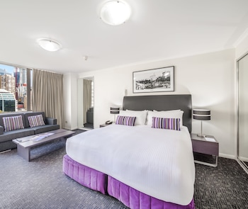 oaks sydney hyde park suites