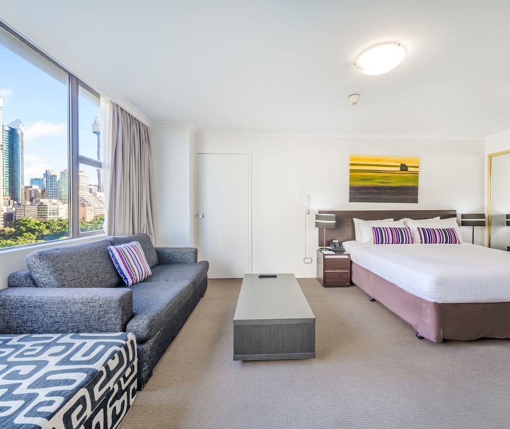 oaks sydney hyde park suites