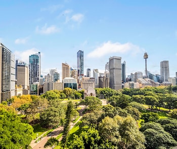 oaks sydney hyde park suites