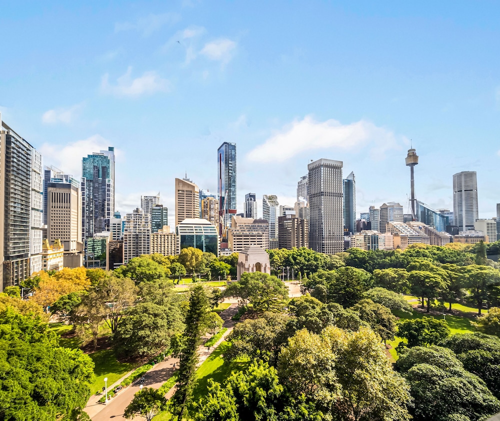 oaks sydney hyde park suites