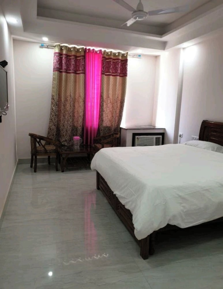 hotel the ganga castle