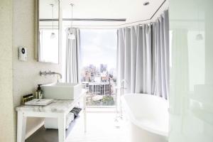 ambience hotel taipei