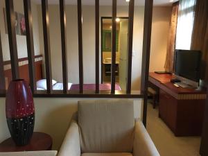 eastern beauty hotel