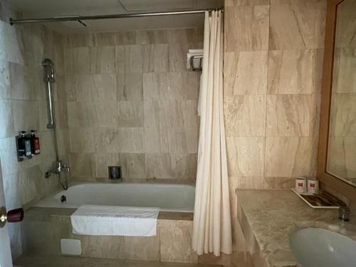 chuto plaza hotel