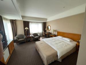 chuto plaza hotel