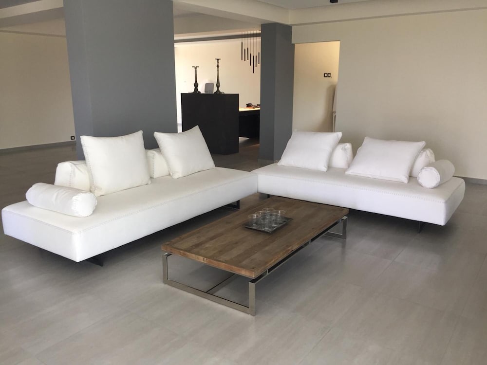 ionion beach hotel apartments and spa