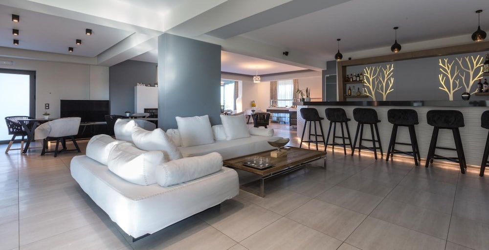 ionion beach hotel apartments and spa