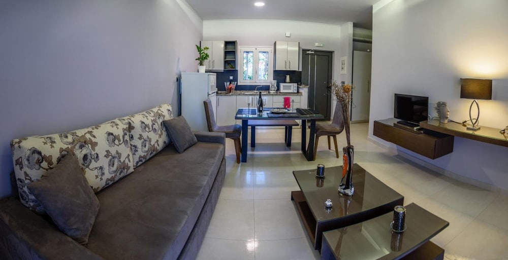 ionion beach hotel apartments and spa