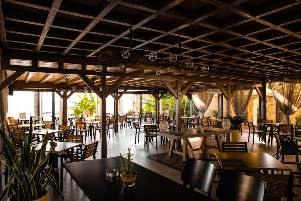 ionion beach hotel apartments and spa