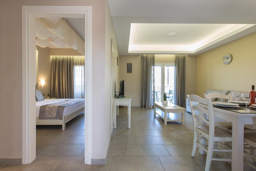 ionion beach hotel apartments and spa