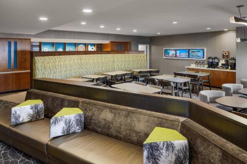 springhill suites tempe at arizona mills mall