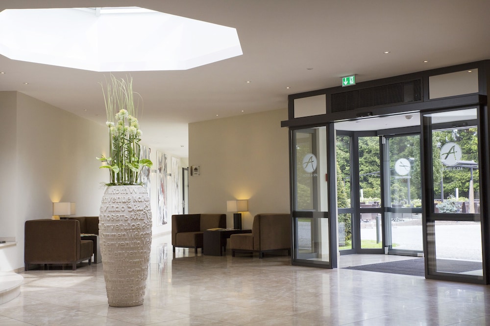 larrivee hotel and spa