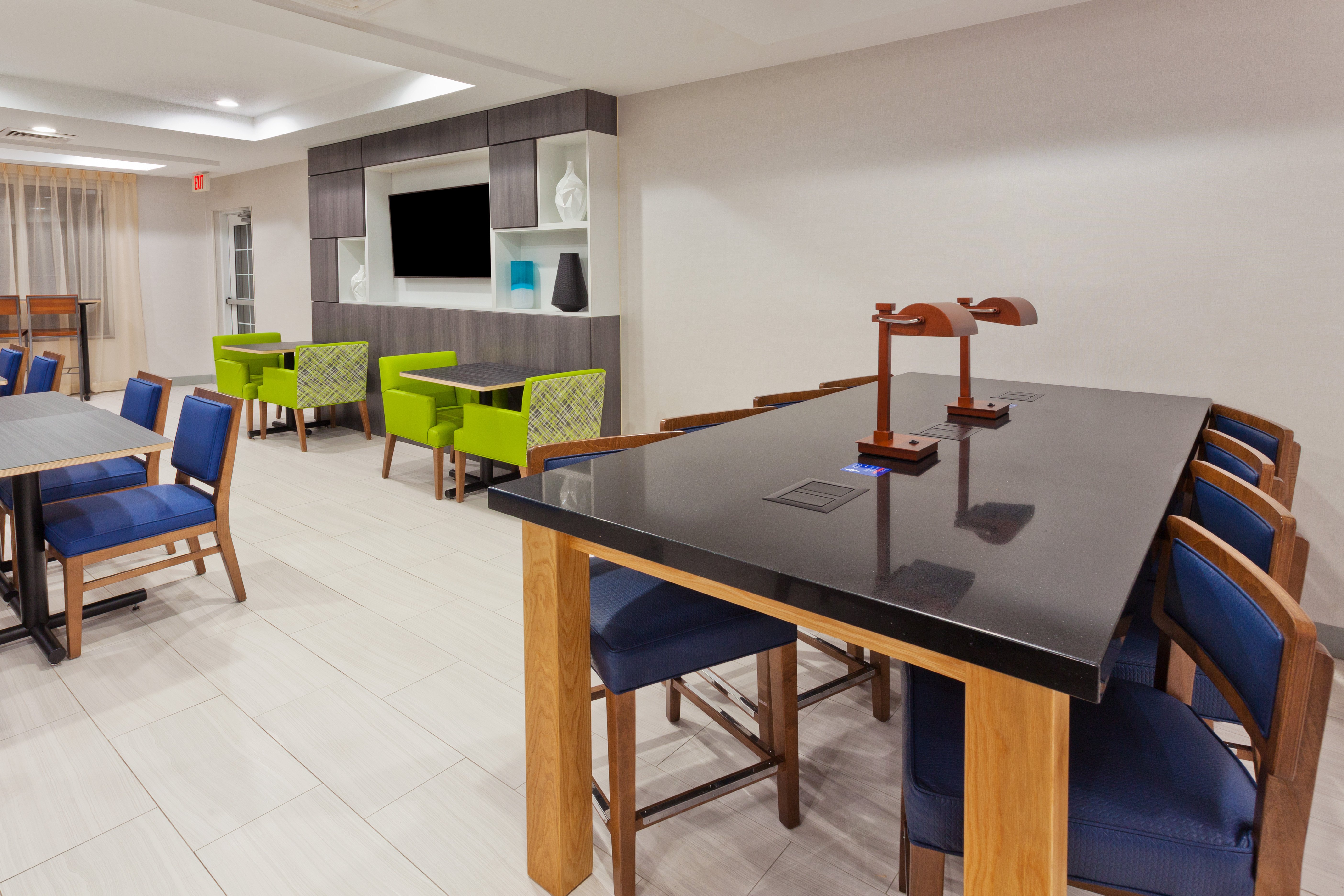 holiday inn express dothan north by ihg