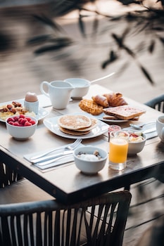 mercure pont davignon centre