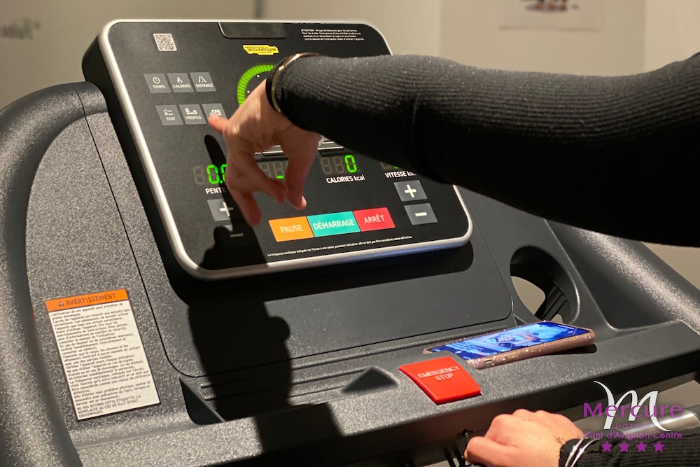 mercure pont davignon centre