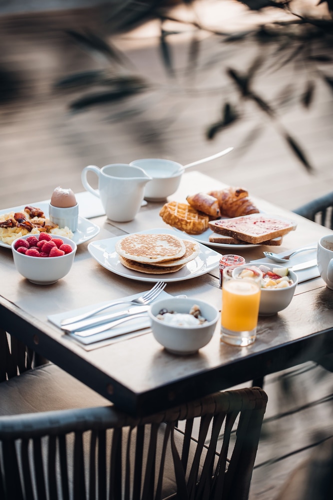 mercure pont davignon centre