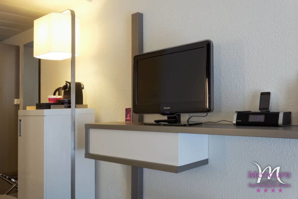 mercure pont davignon centre
