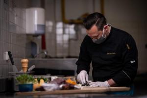 mercure pont davignon centre