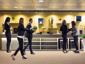 mercure pont davignon centre