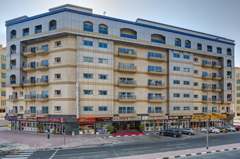 rose garden hotel apartments barsha