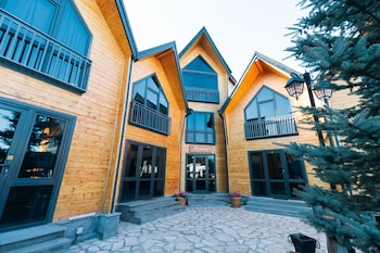 everest rest house