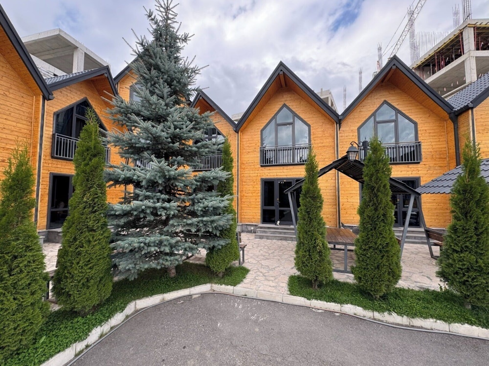 everest rest house