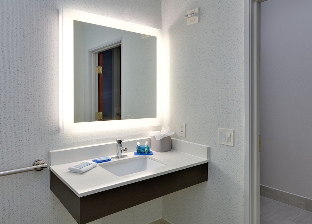 holiday inn express and suites duncanville