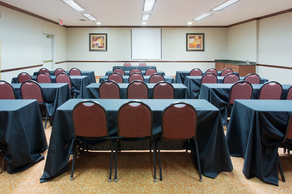 holiday inn express and suites duncanville