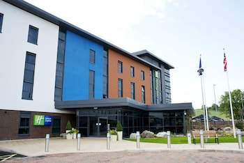 holiday inn express dunstable by ihg