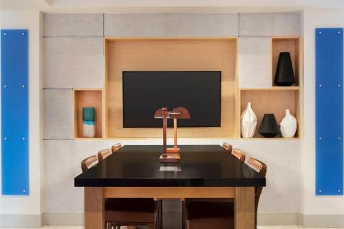 holiday inn express hotel and suites durant by ihg