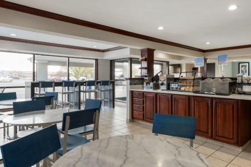 best western edinburgh columbus