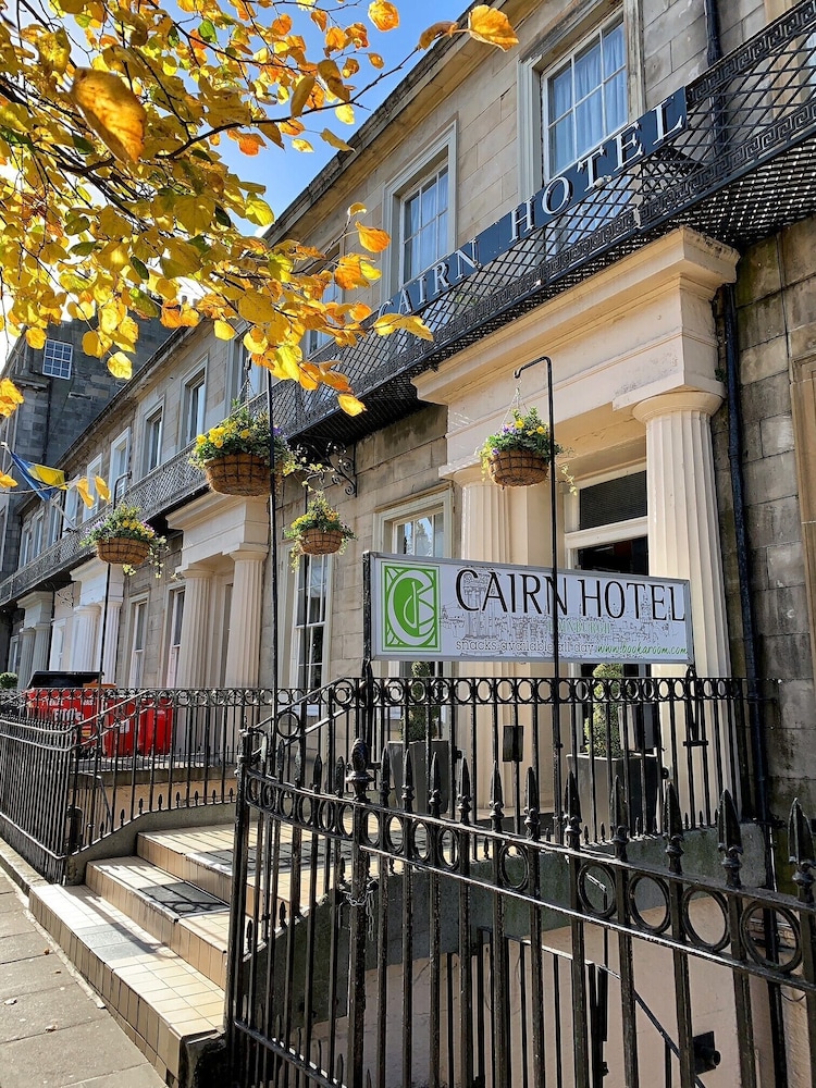 cairn hotel