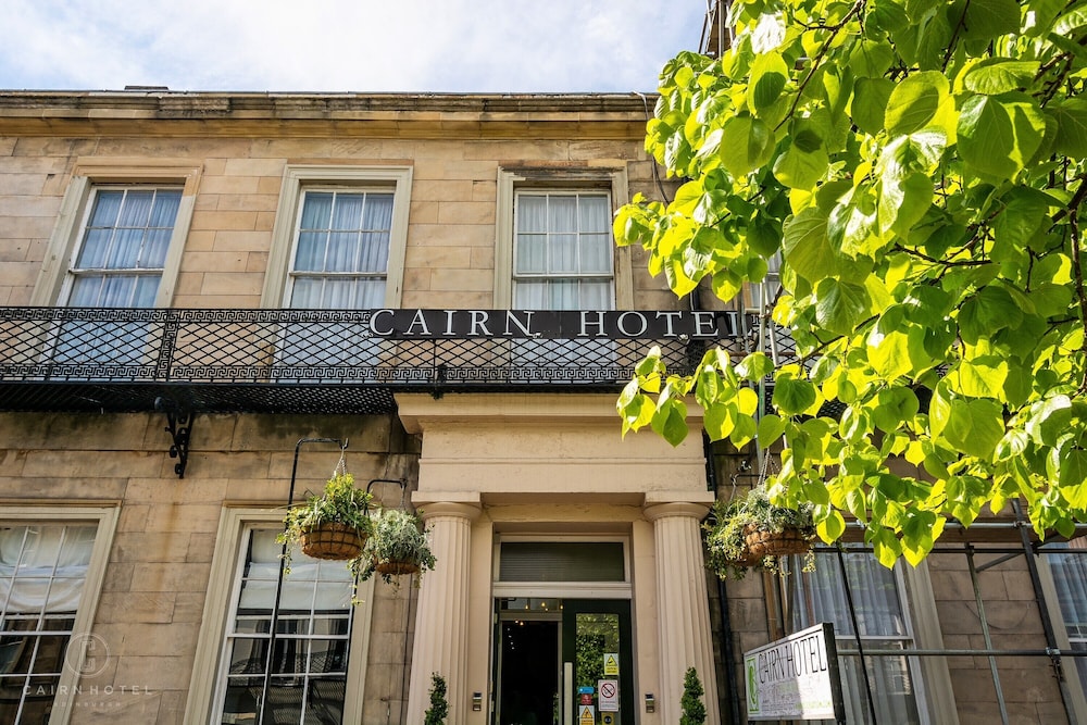 cairn hotel