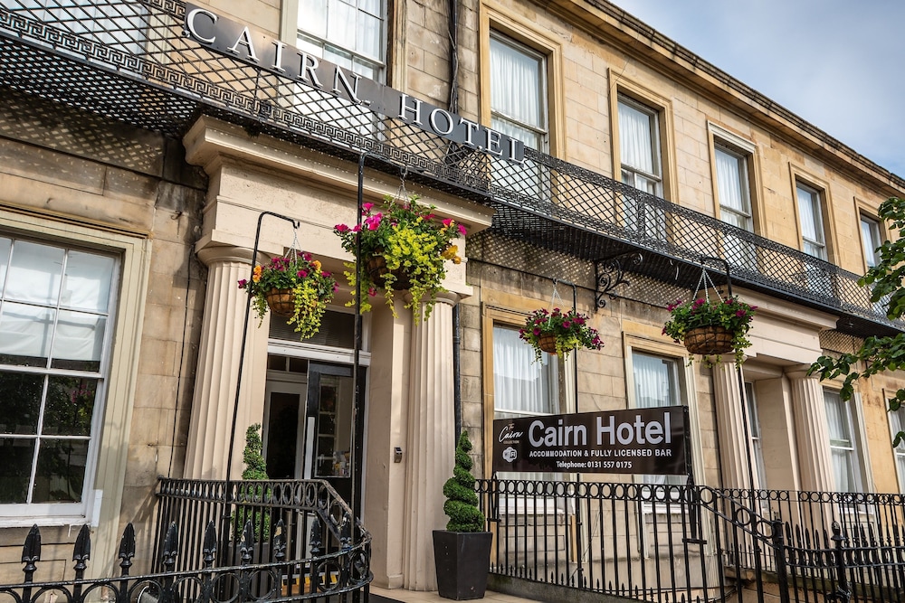 cairn hotel