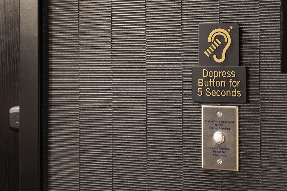 the trade autograph collection