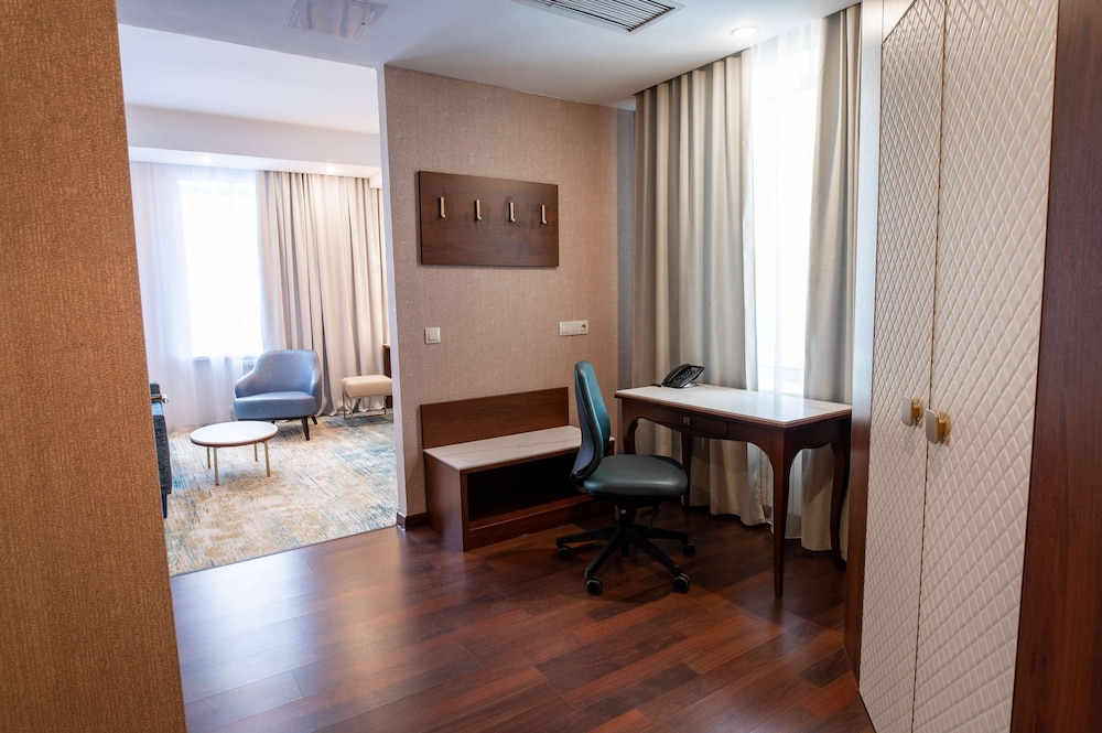 best western plus oskemen