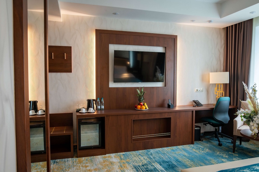 best western plus oskemen