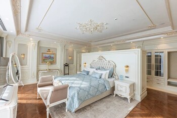 savitsky plaza hotel