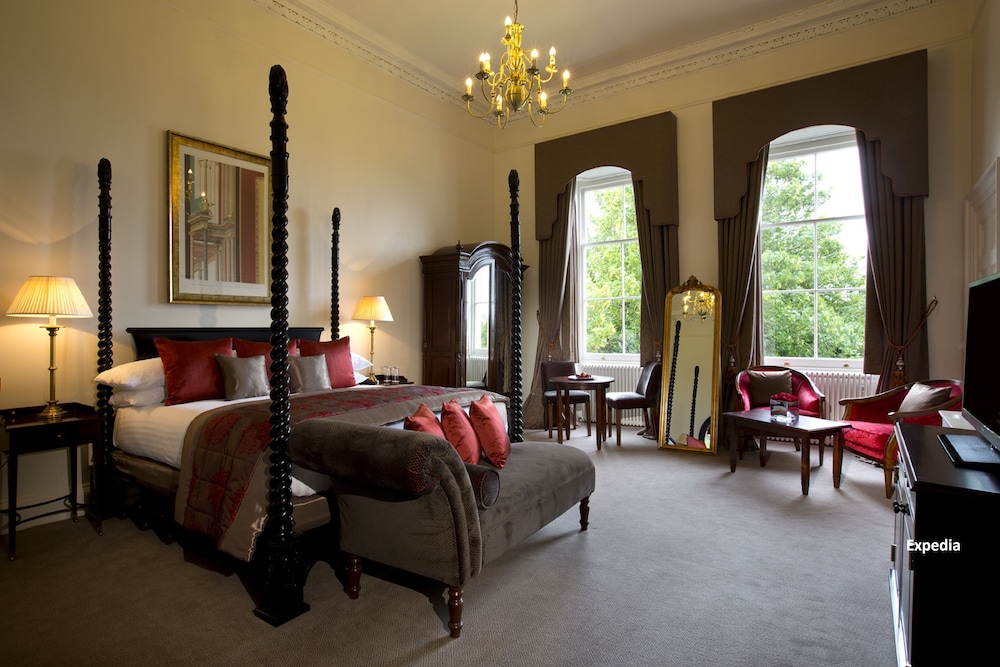 bailbrook house