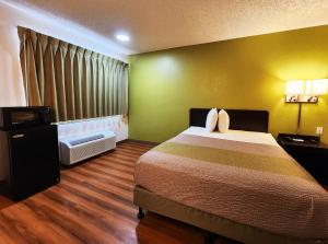 motel 6 baytown tx baytown east