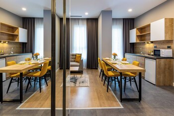 days inn and suites by wyndham esenyurt