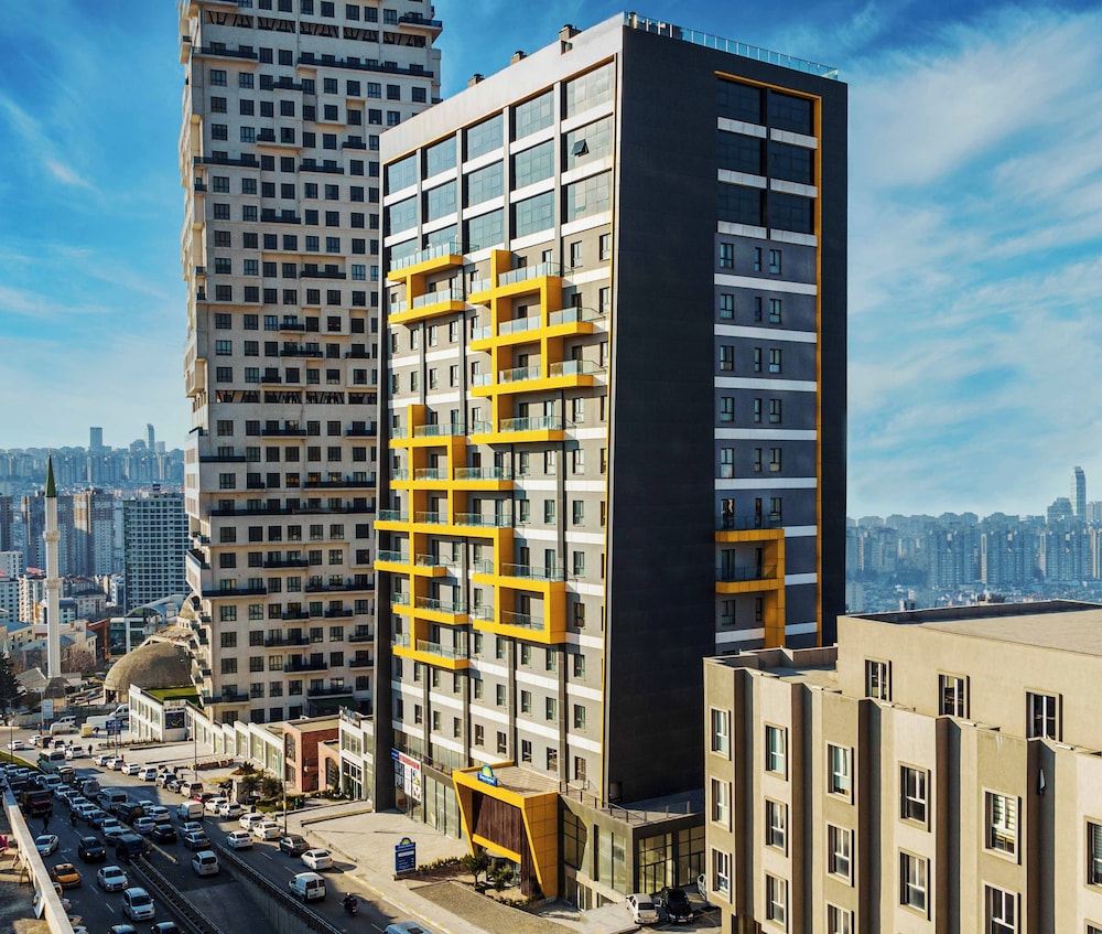 days inn and suites by wyndham esenyurt