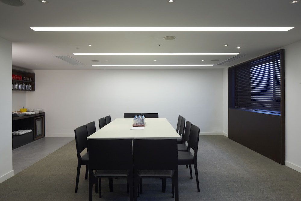 beijing new world center tongpai hotel